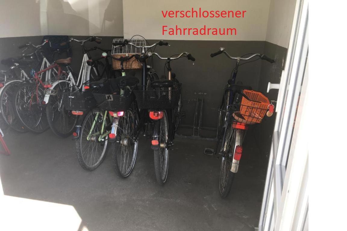 Fewo Strandstrasse - Fuehrt Auf Die Schoene Ostsee-Seebruecke Kuehlungsborn Exterior foto